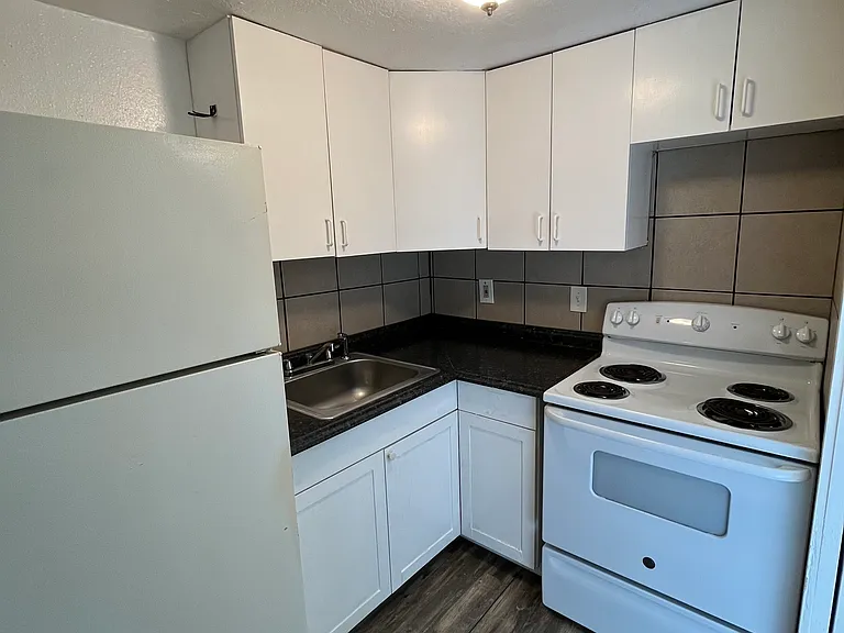 105 Front St S #3 — Photo 14