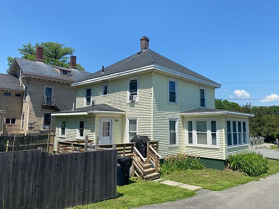 3rd image of 94 Court Street