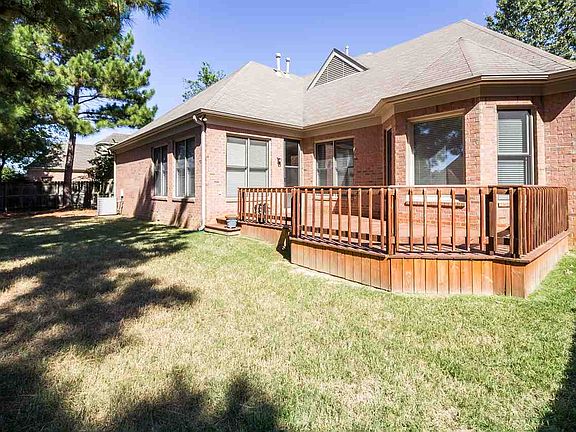 2nd image of 8891 River Knoll Dr