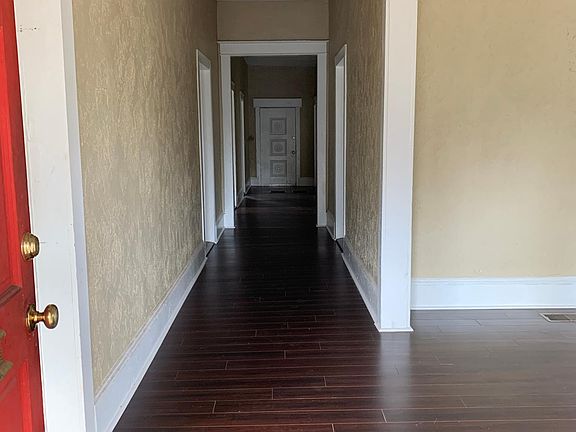 3rd image of 311 E 3rd St