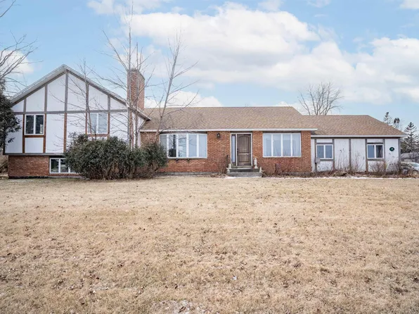 1104 E 2nd St, Superior, WI 54880