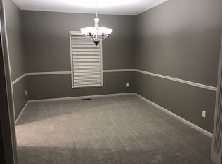 8119 W 129th Ter, Overland Park, KS 66213
