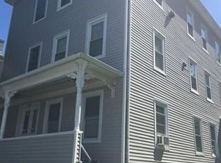 18 Hooper St, Worcester, MA 01605