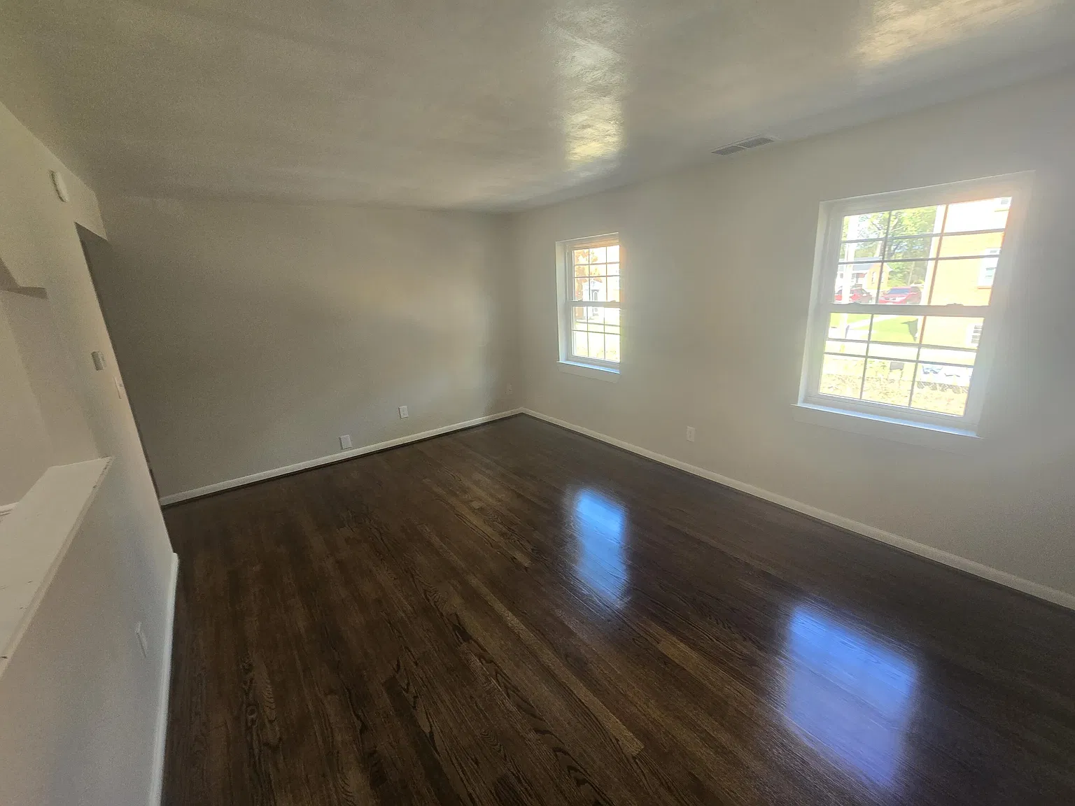 2 bed, 1.0 bath, 900 sqft, $895 — Photo 4