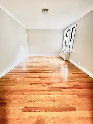 Rented by Bohemia Realty Group | media 10