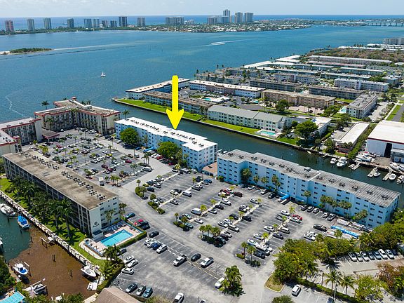 4th image of 104 Paradise Harbour Blvd #310