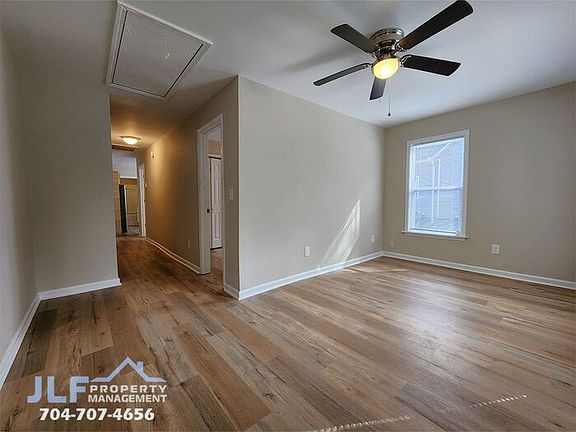 4th image of 1419 Oakshade Ave