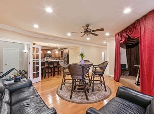 4919 Brook Hills Dr, Annandale, VA 22003