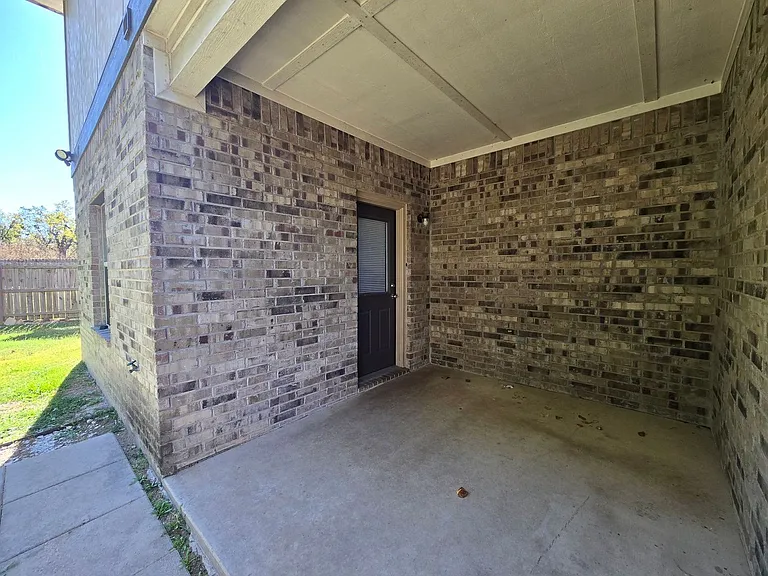 1101 Grace Point Dr #B — Photo 23