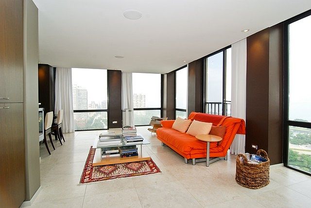 1st image of 345 W Fullerton Pkwy