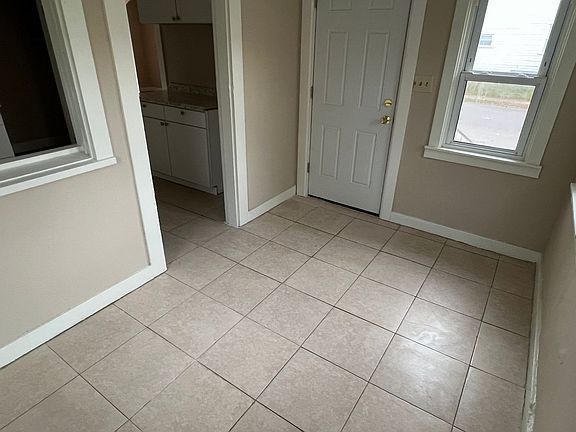 2nd image of 800 Kammer Ave