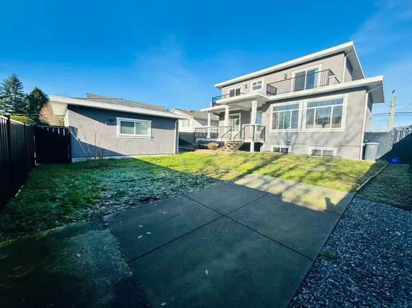 1690 Regan Ave, Coquitlam, BC V3J 3B8