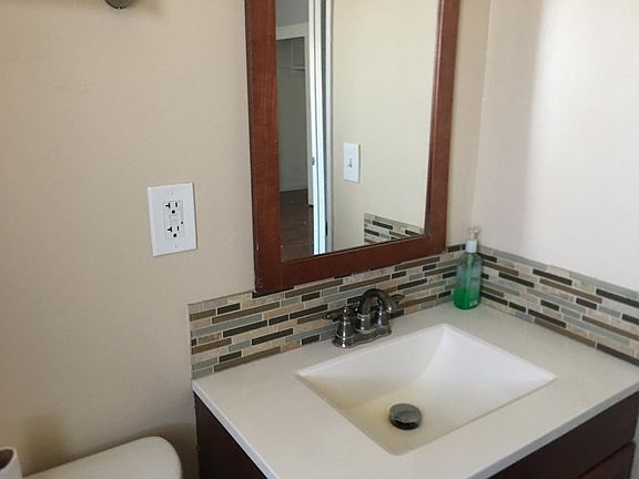 3rd image of 5115 Denny Ave #6
