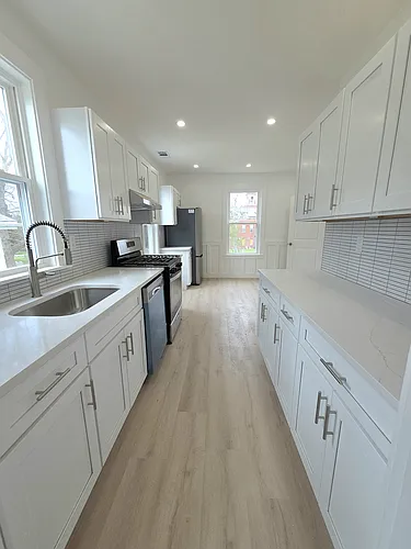 12 Mount Vernon St #2 Photo 1
