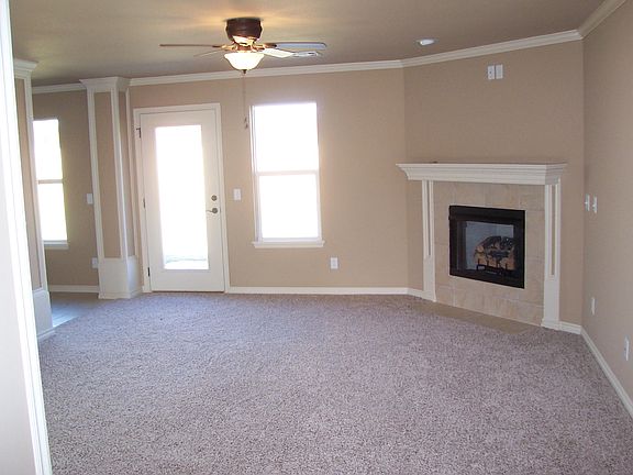 3rd image of 165 Canton Place Single Story