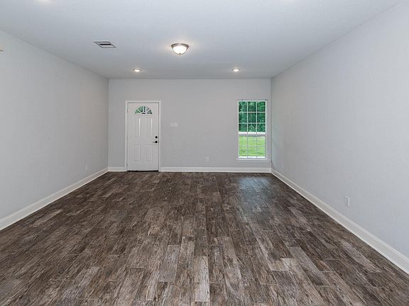 5th image of 7705 Pin Oak St