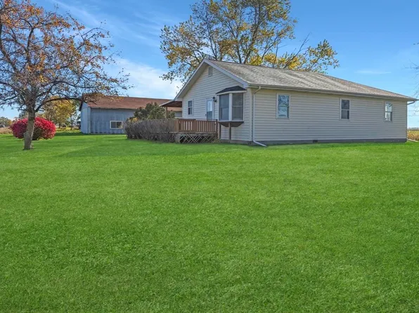 3509 Garfield Rd, Auburn, MI 48611