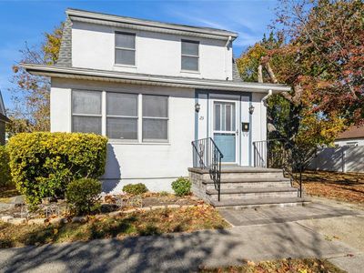 23 Evergreen Drive, Lindenhurst, NY, 11757