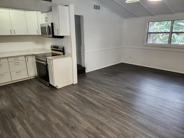 7135 Oakwood Dr — Photo 5