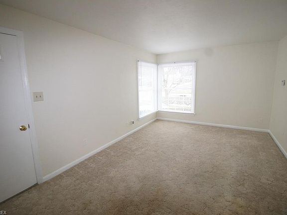 2nd image of 3144 Wilson Ave