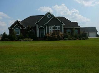 5508 Remington Rd, Moss Point, MS 39562