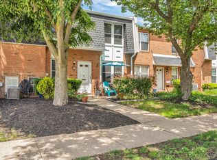 2057 Harbour Dr, Palmyra, NJ 08065