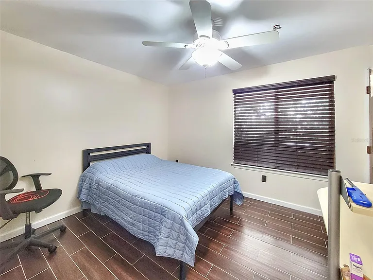 4000 SW 23rd St #4-308 — Photo 12