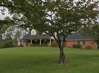 1 Sherwood Rd, Middlesboro, KY 40965