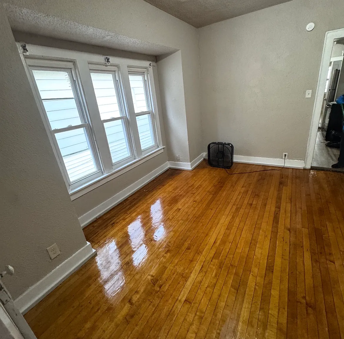 4 bed, 1176 sqft, $1,795 — Photo 4