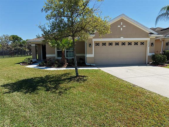 2nd image of 15637 CARINA DR