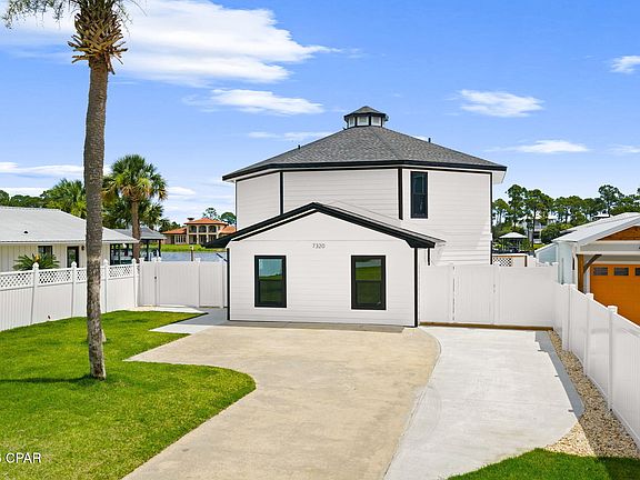 3rd image of 7320 S Lagoon Dr