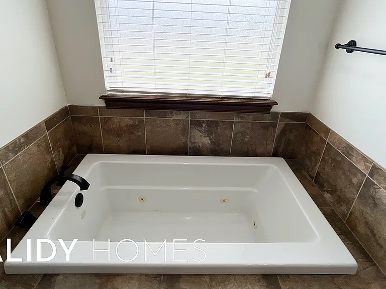 1424 Narrows Bridge Cir — Photo 20