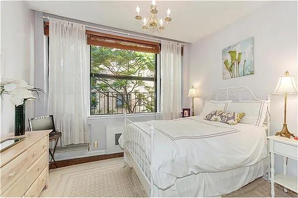 Sold by Engel & Völkers New York Real Estate | media 10