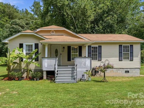 928 Oval St, Kannapolis, NC 28081