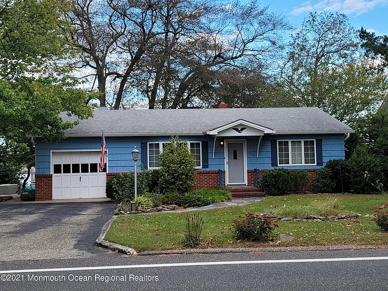 303 Clubhouse Rd — Photo 61