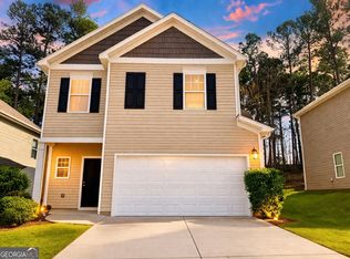754 Lobdale Falls Dr, Lawrenceville, GA