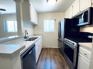 5332 Las Virgenes Rd APT 3, Calabasas, CA 91302