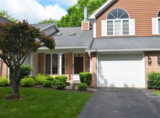 38 Eaglesfield Way, Fairport, NY 14450