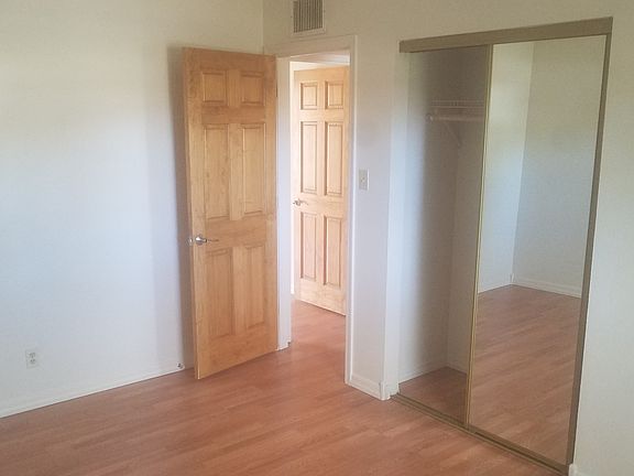 2nd image of 570 E Berk Ave