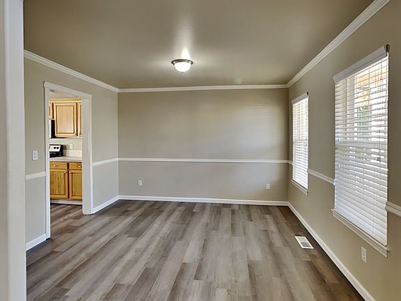 5th image of 16701 136th Ave E