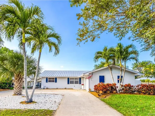 5249 SE Horseshoe Point Rd, Stuart, FL 34997