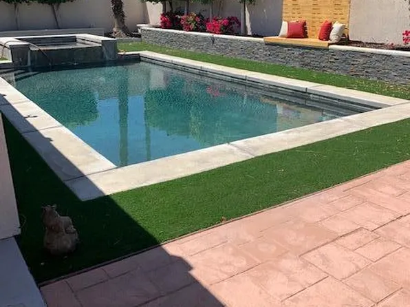 27695 Hombria Dr, Cathedral City, CA 92234