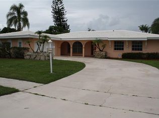2866 SE Italy St, Port Saint Lucie, FL 34952