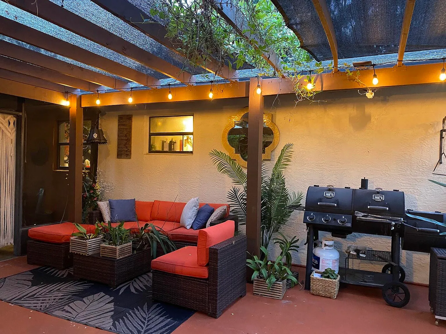 2 bed, 1.5 bath, 1047 sqft, $3,000 — Photo 3