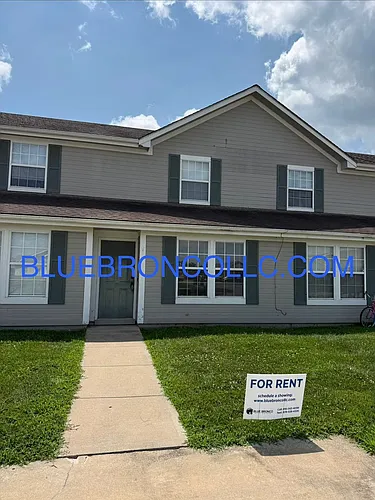 621 Willow Ln #B Photo 1