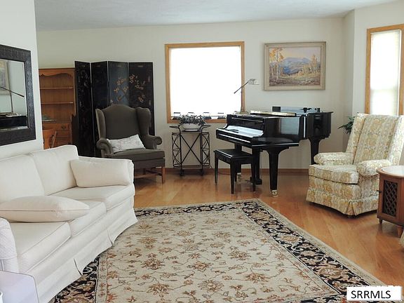 2nd image of 1265 Tipperary Ct