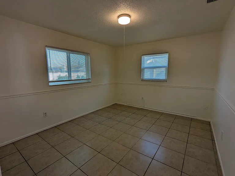 9310 Whitman Ln — Photo 12
