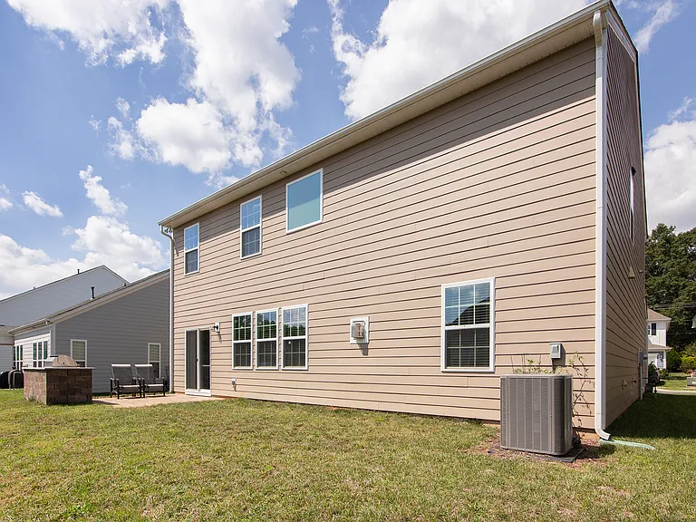 913 Ashton Oak Ct — Photo 6
