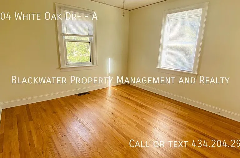 5604 White Oak Dr #A — Photo 10