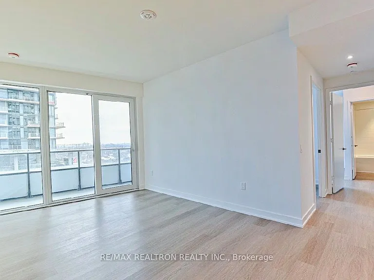 448 Burnhamthorpe Rd W #811 — Photo 9